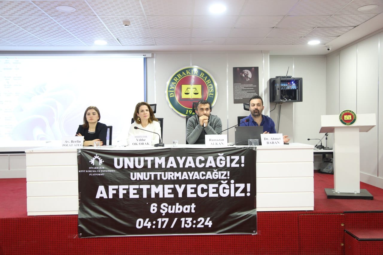 6 Şubat Depremi'nin Yıldönümü Anma Programı Kapsamında Panel Düzenlendi — 2
