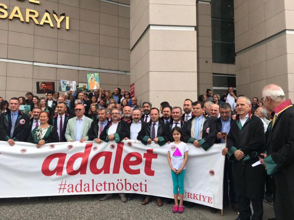 Baromuz Adalet Nöbetinde… — 2