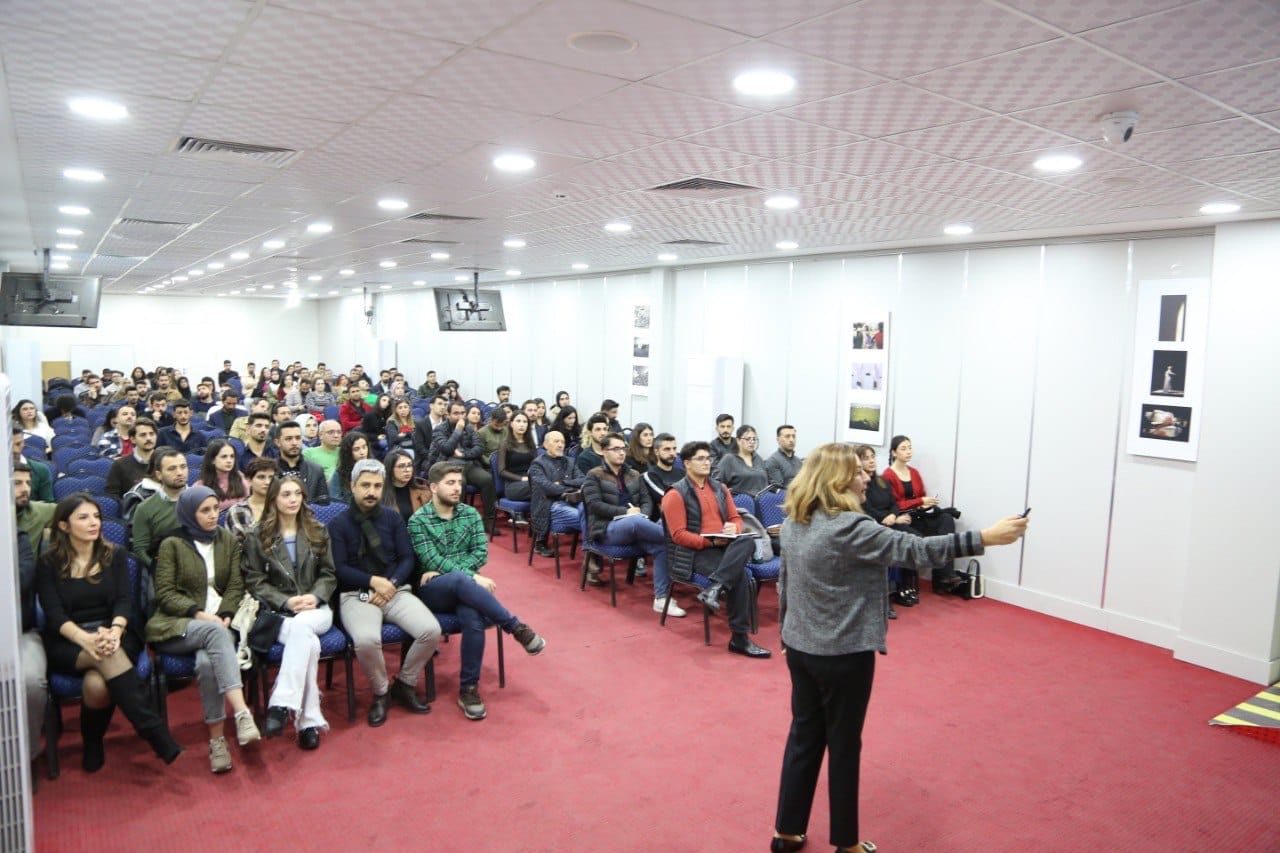 Etkili Savunmada Hitabet ve Beden Dili Konulu Meslek İçi Eğitimi Semineri Yapıldı. — 2