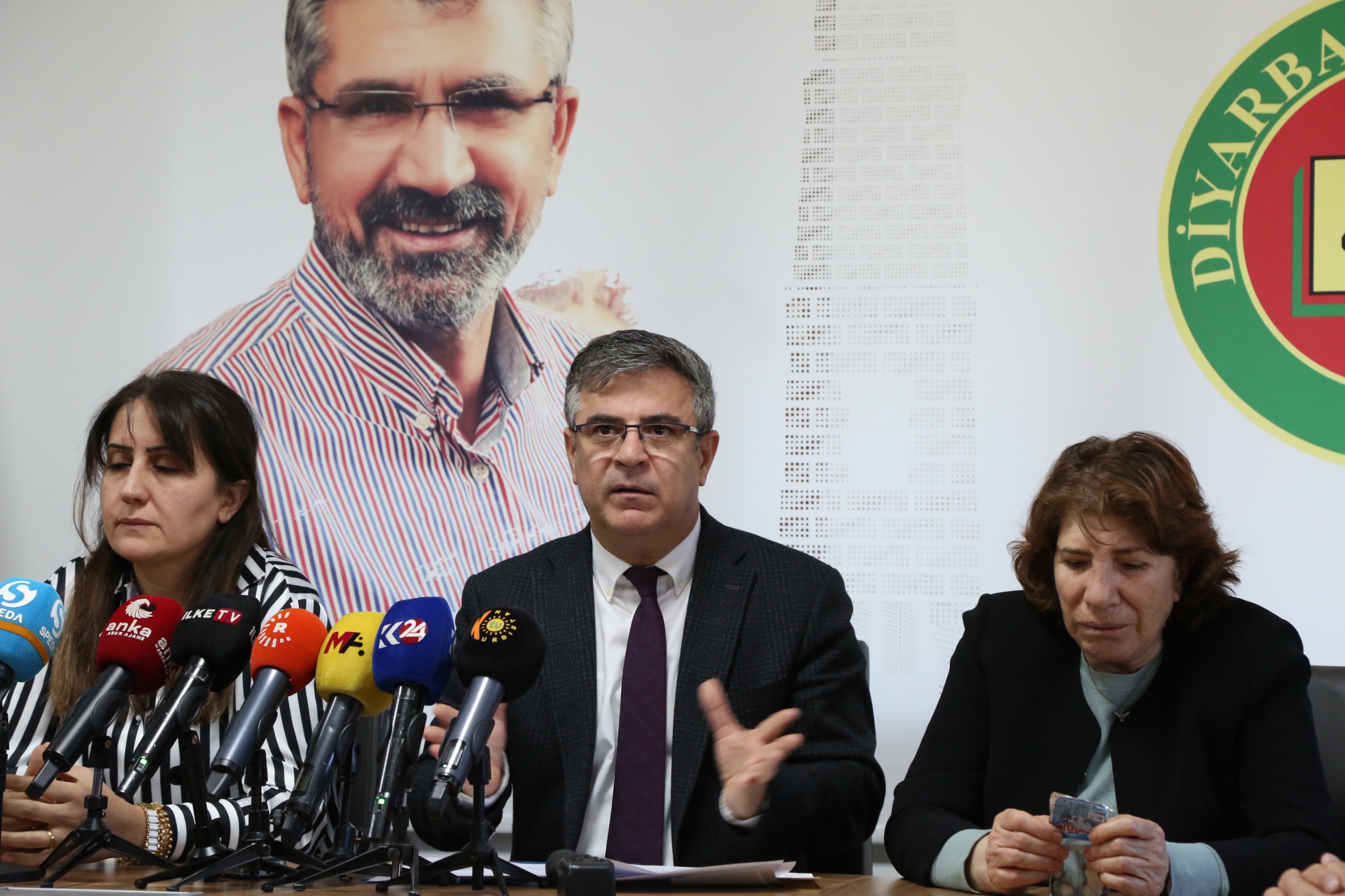 Diyarbakır Kent Koruma ve Dayanışma Platformu siyasi partilerle yaptığı görüşmeye dair basın açıklaması gerçekleştirdi — 1