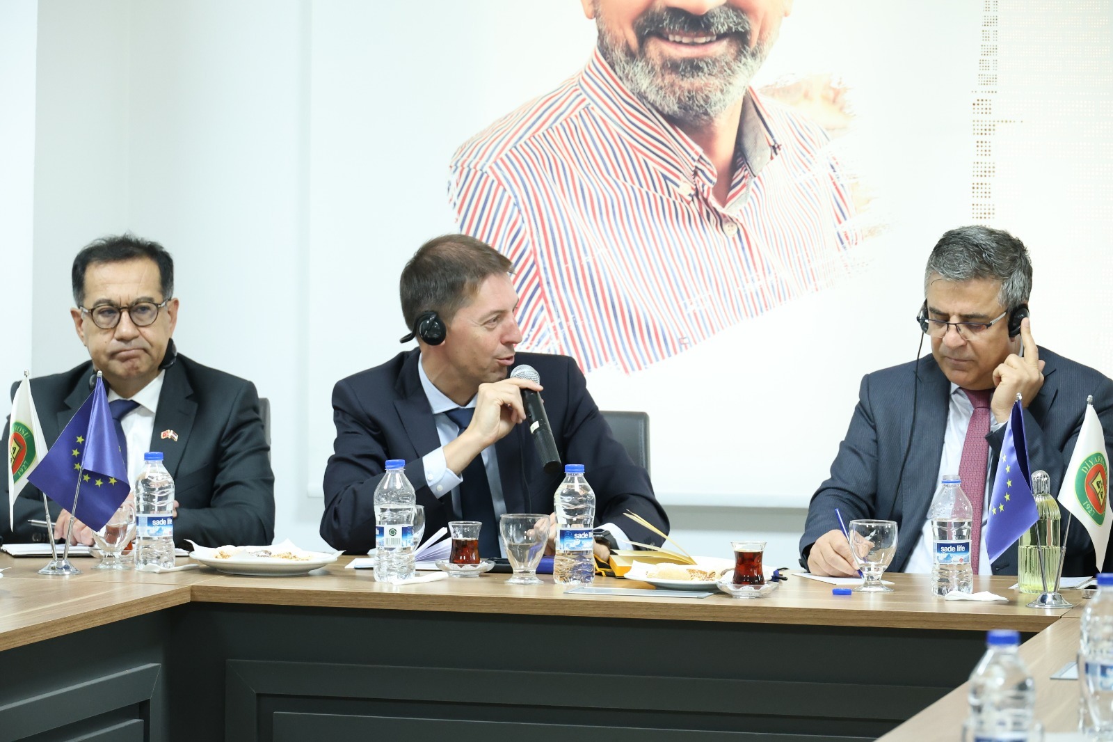 AB Türkiye Delegasyonu Maslahatgüzarı ve 16 Büyükelçi Baromuzu Ziyaret Etti — 11
