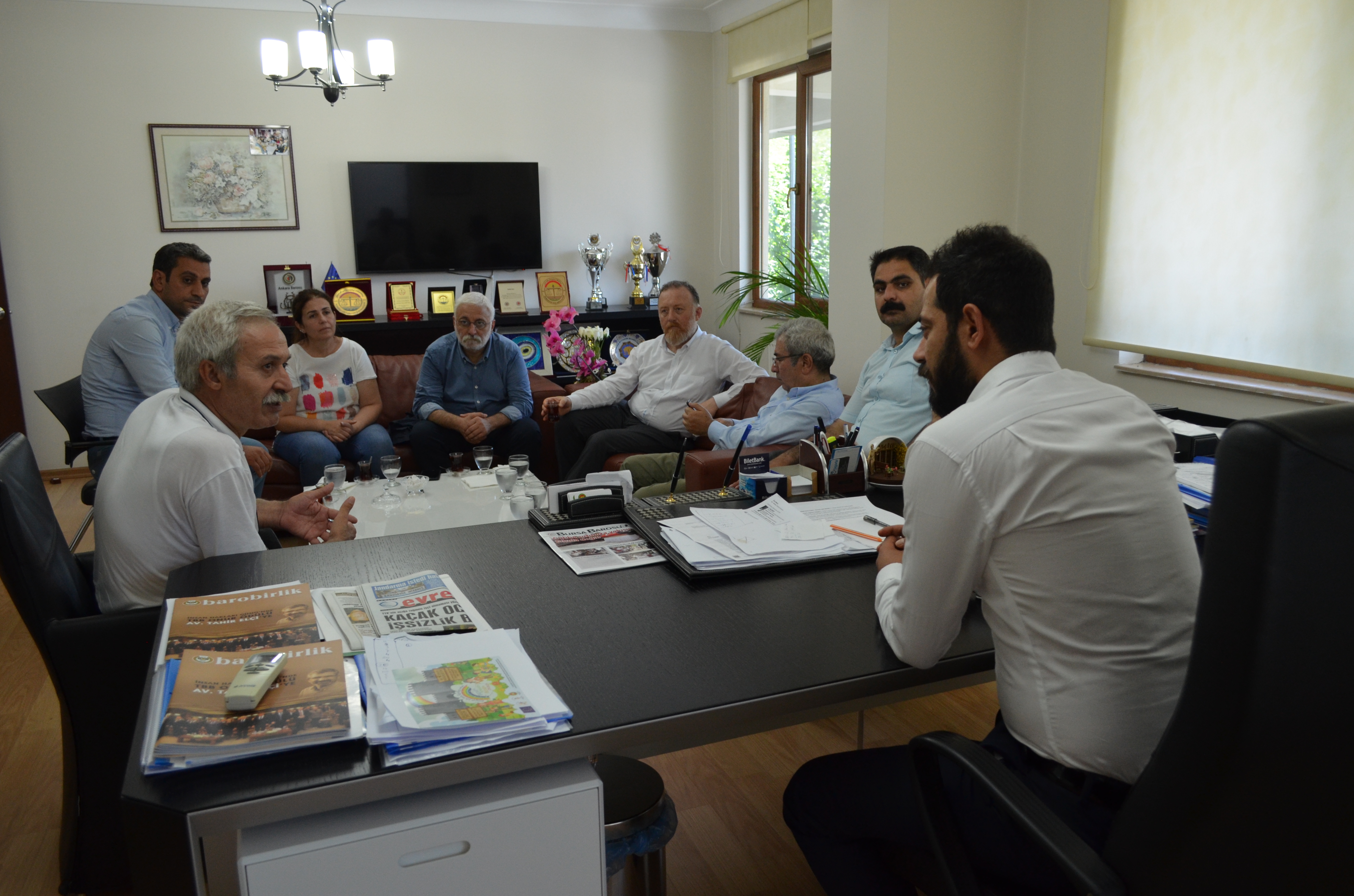 Heyeta Partiya Demokratîk a Gelan (HDP) Hat Serdana Baroya Me… — 2