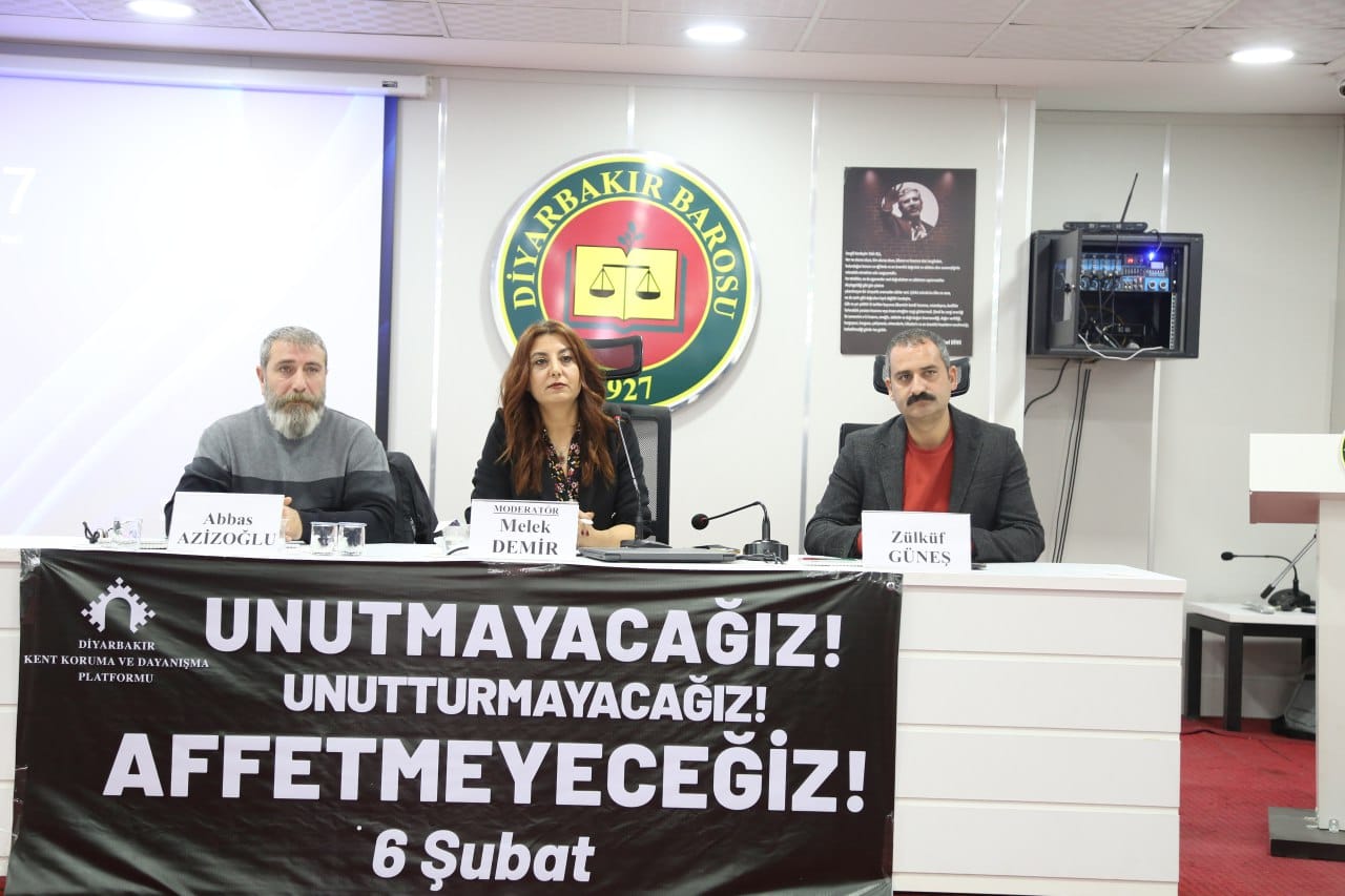 6 Şubat Depremi'nin Yıldönümü Anma Programı Kapsamında Panel Düzenlendi — 4