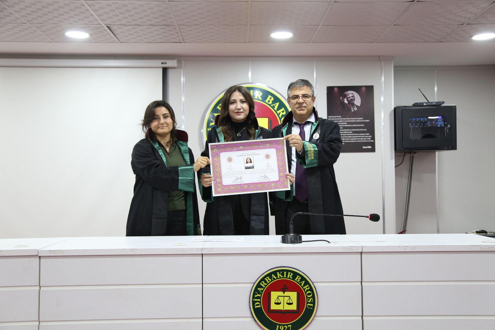 Üç Meslektaşımız Avukatlık Yeminini İcra Ederek Aramıza Katıldı — 2