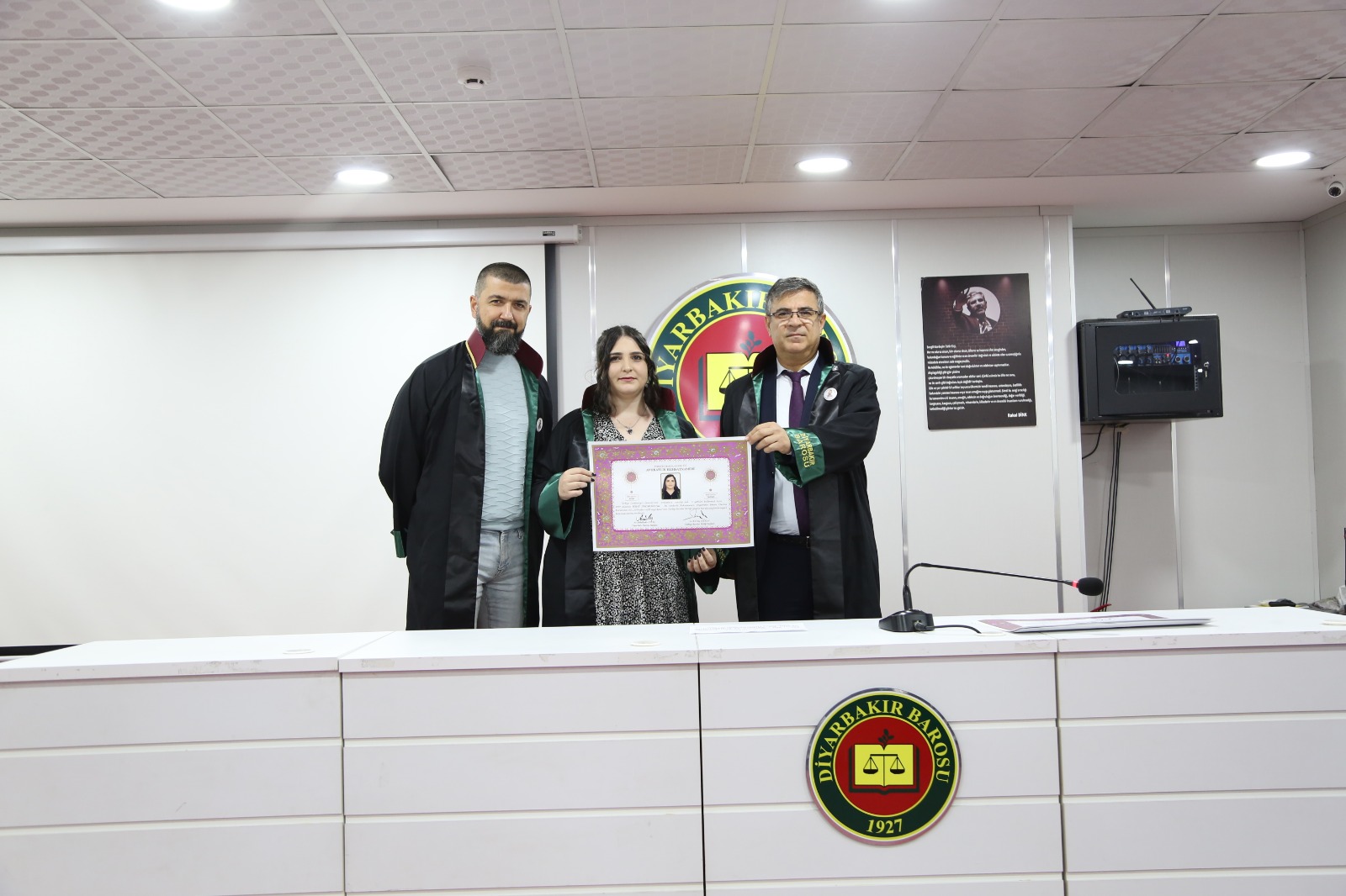 Sekiz Meslektaşımız Avukatlık Yeminini İcra Ederek Aramıza Katıldı — 8