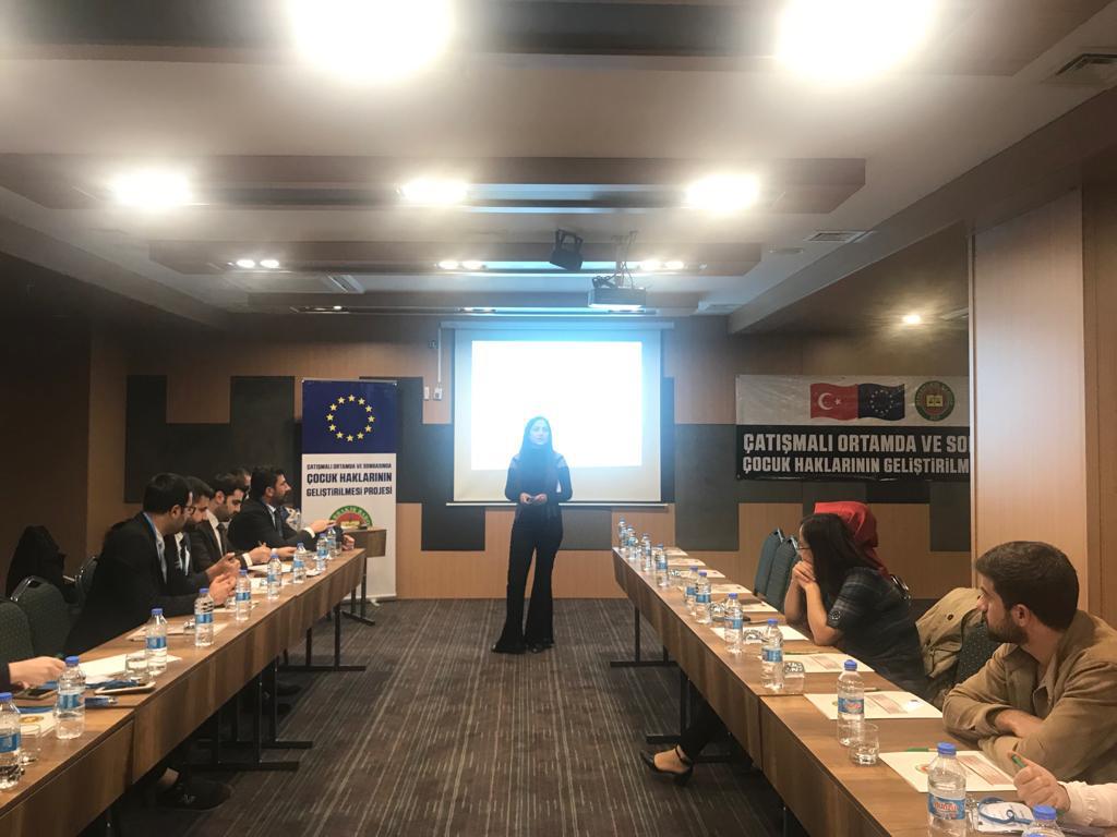 Bingöl-Bitlis-Muş ve Şanlıurfa Barosu Çocuk Hakları Merkezi Üyesi Meslektaşlarımıza Yönelik Çocuk Adalet Sistemi Konulu Seminer Verildi... — 1