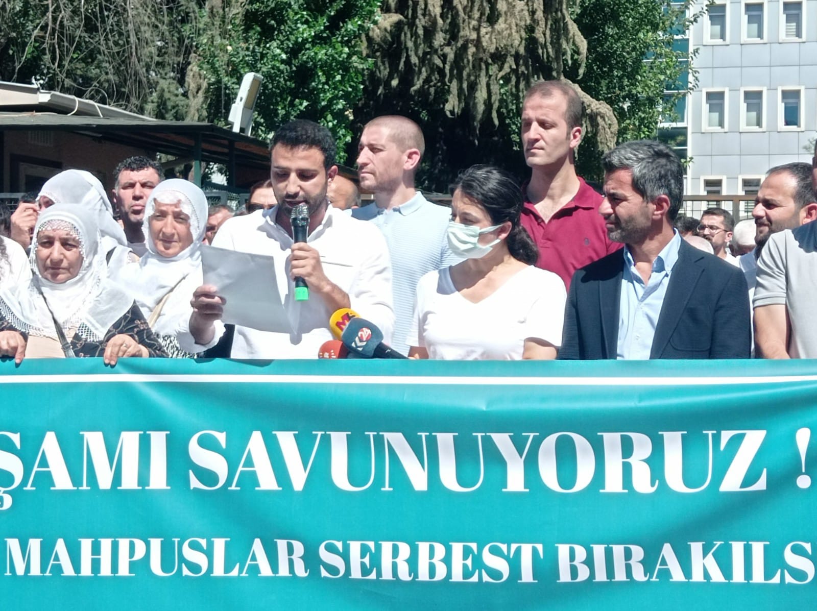 Yaşamı savunuyor; ağır hasta mahpusların serbest bırakılmasını talep ediyoruz! — 3