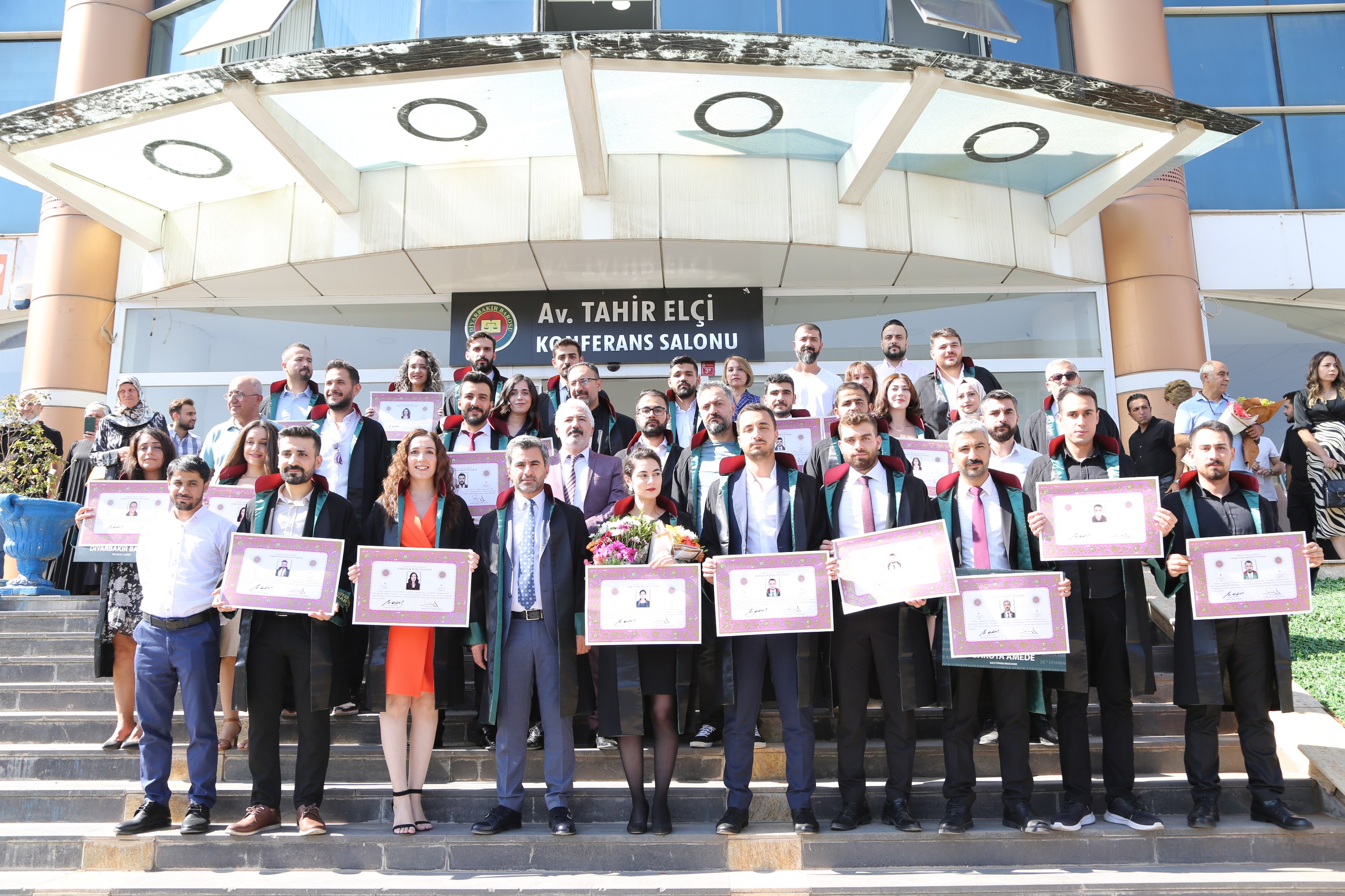Yirmi Sekiz Meslektaşımız Avukatlık Yeminini İcra Ederek Aramıza Katıldı. — 30