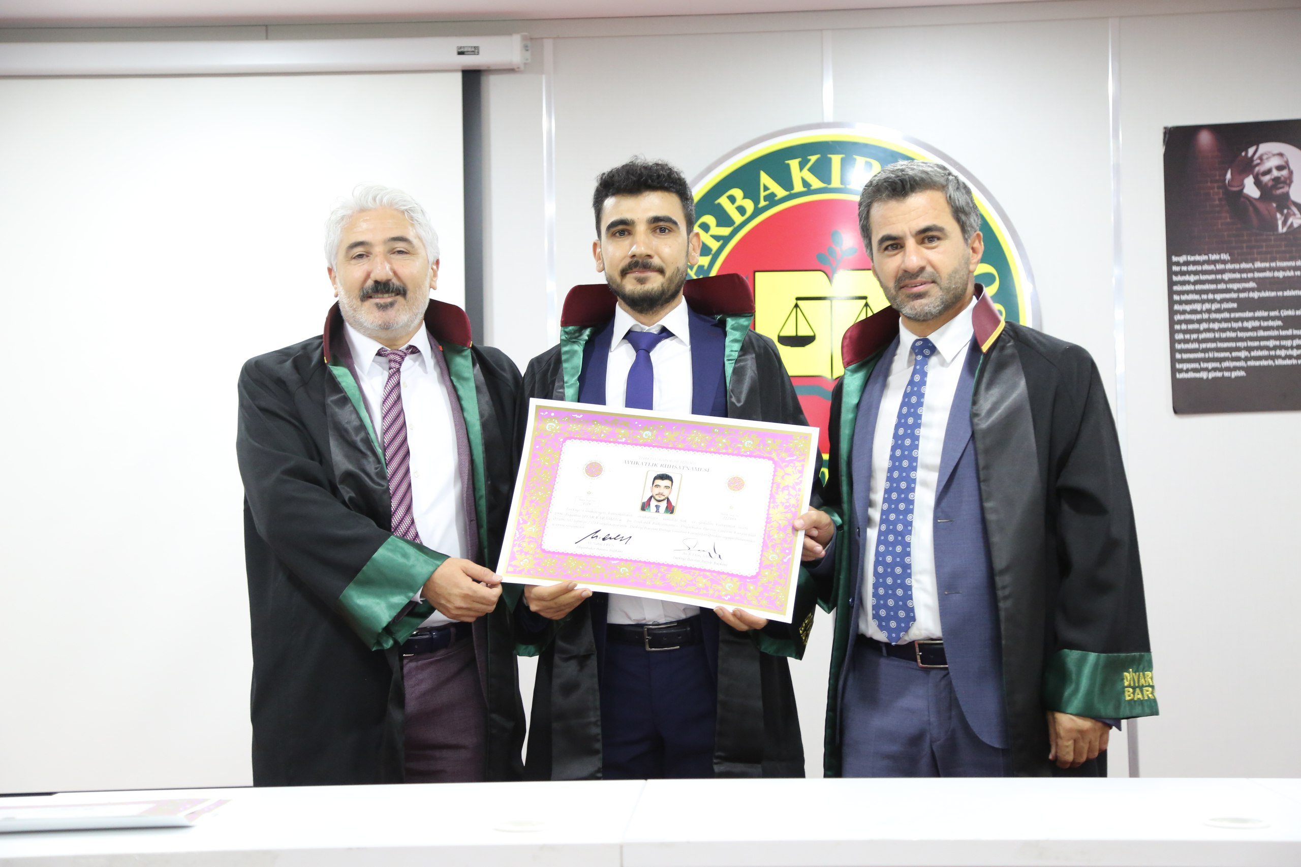 Yirmi Sekiz Meslektaşımız Avukatlık Yeminini İcra Ederek Aramıza Katıldı. — 26