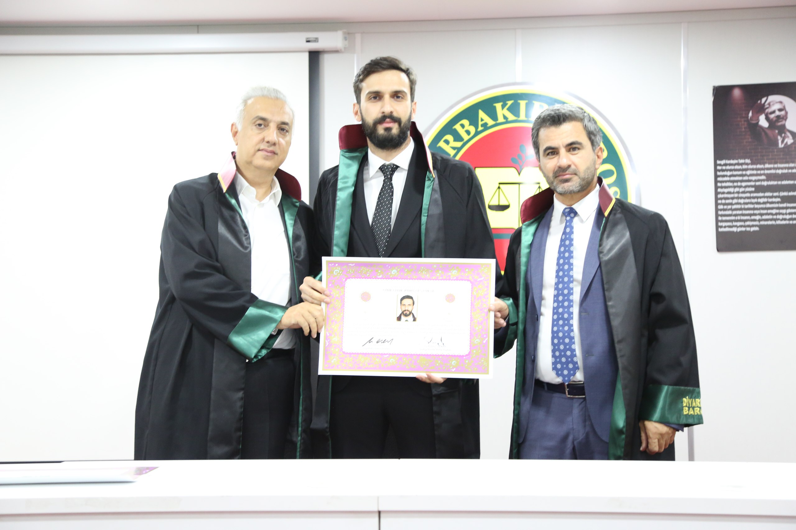 Yirmi Sekiz Meslektaşımız Avukatlık Yeminini İcra Ederek Aramıza Katıldı. — 27