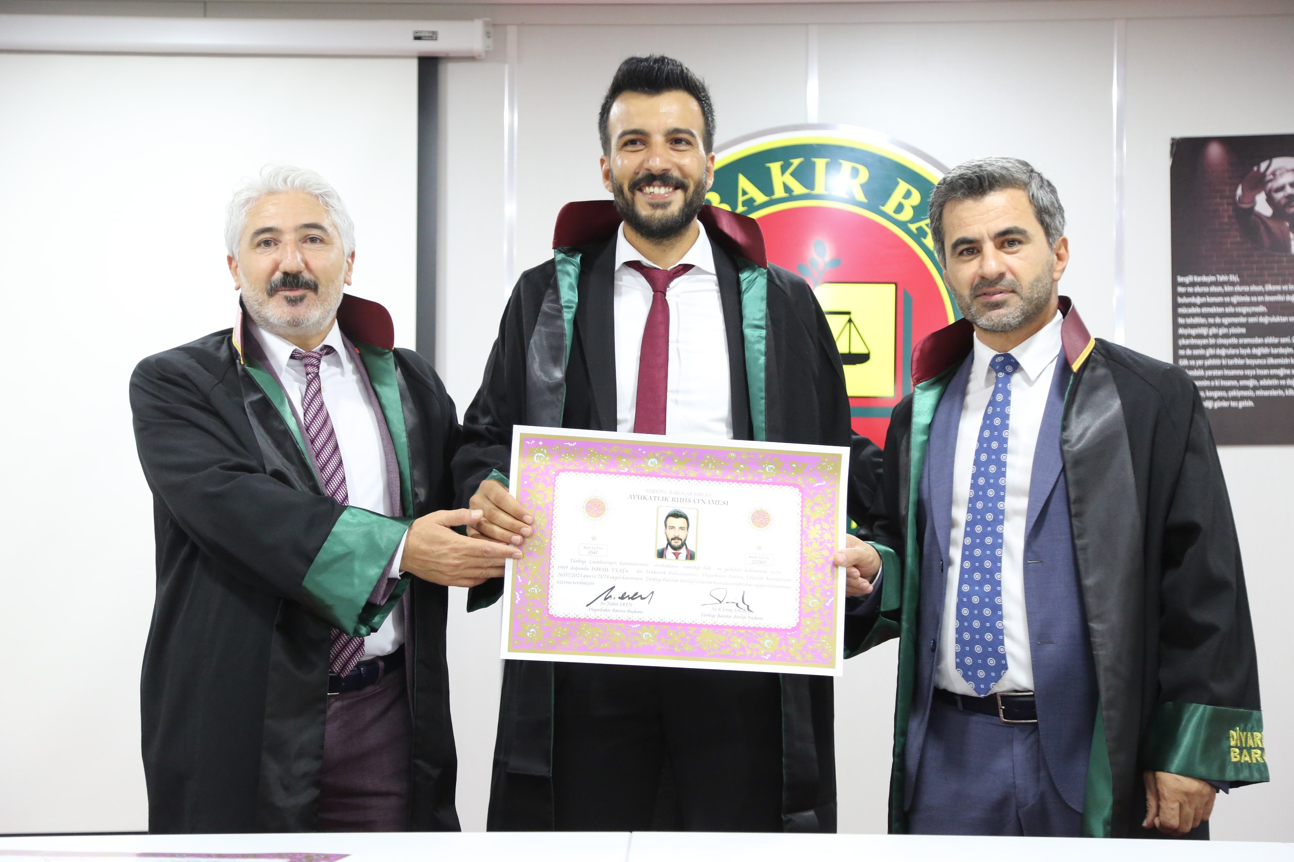 Yirmi Sekiz Meslektaşımız Avukatlık Yeminini İcra Ederek Aramıza Katıldı. — 29