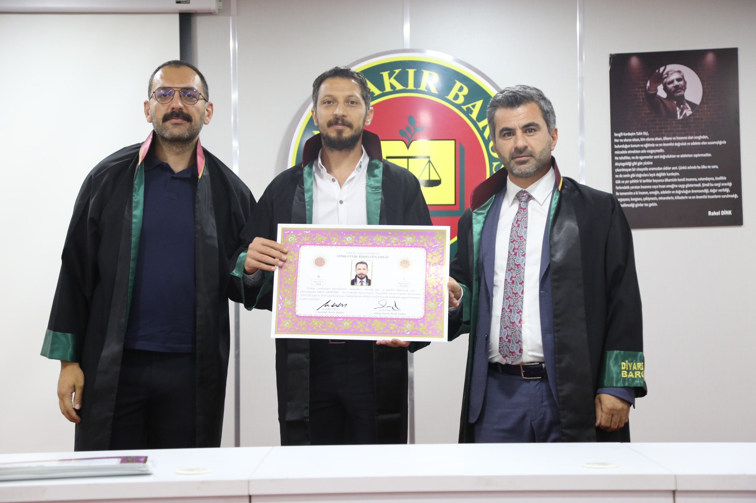 Yirmi Üç Meslektaşımız Avukatlık Yeminini İcra Ederek Aramıza Katıldı. — 15