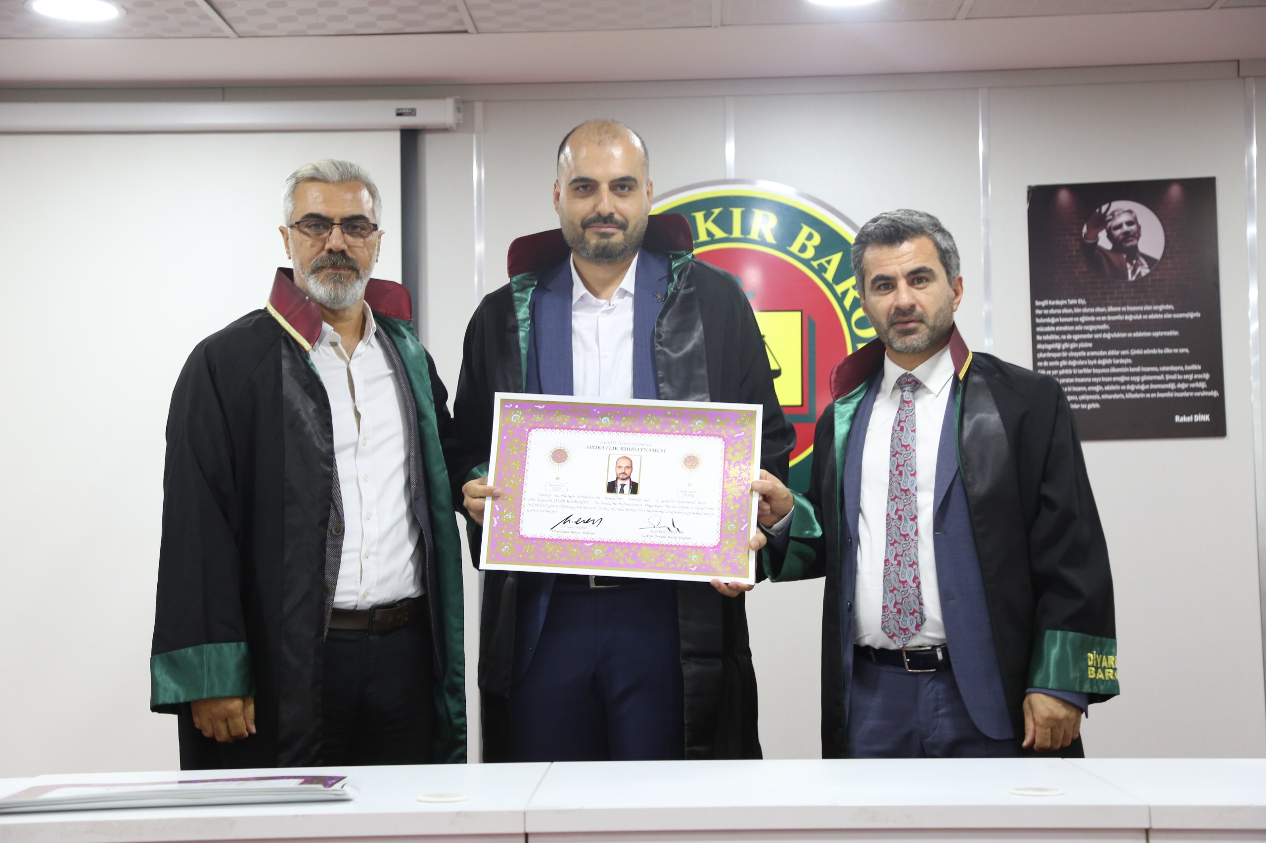 Yirmi Üç Meslektaşımız Avukatlık Yeminini İcra Ederek Aramıza Katıldı. — 13