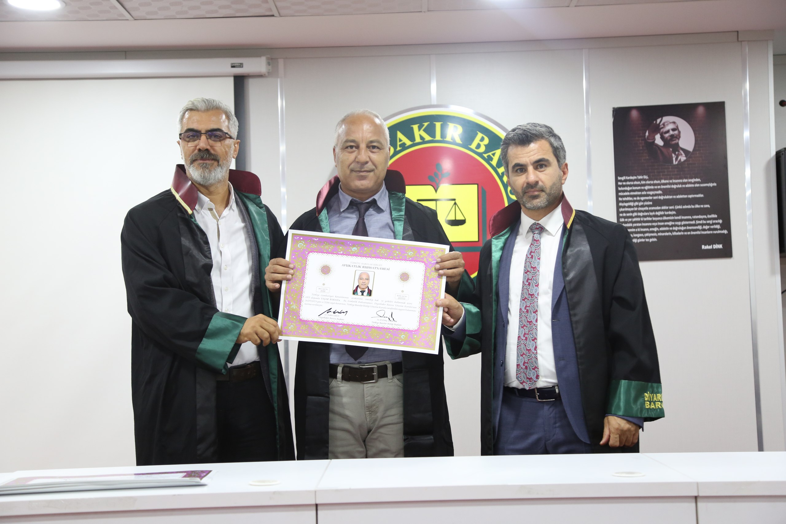 Yirmi Üç Meslektaşımız Avukatlık Yeminini İcra Ederek Aramıza Katıldı. — 11