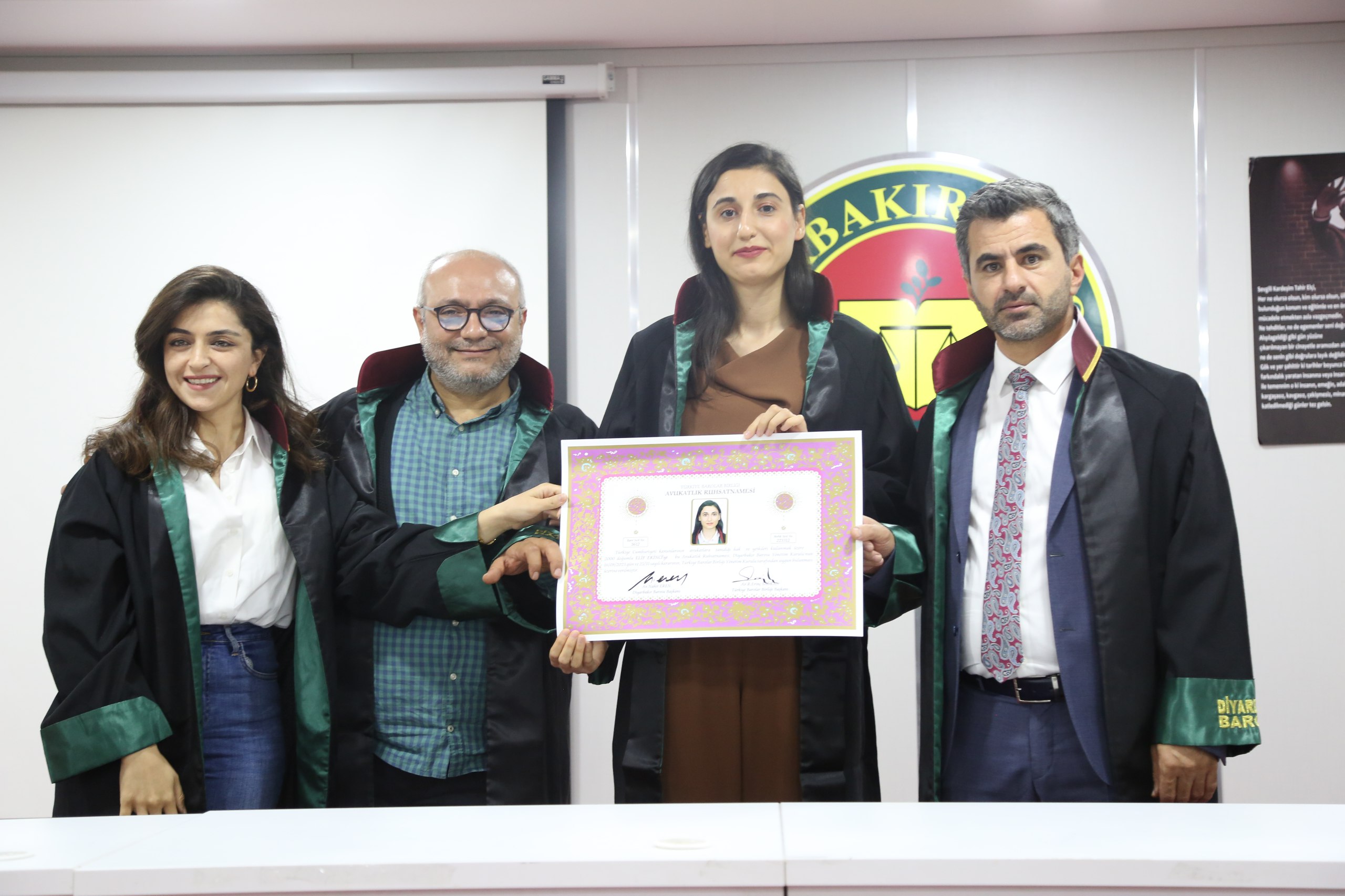 Yirmi Üç Meslektaşımız Avukatlık Yeminini İcra Ederek Aramıza Katıldı. — 8