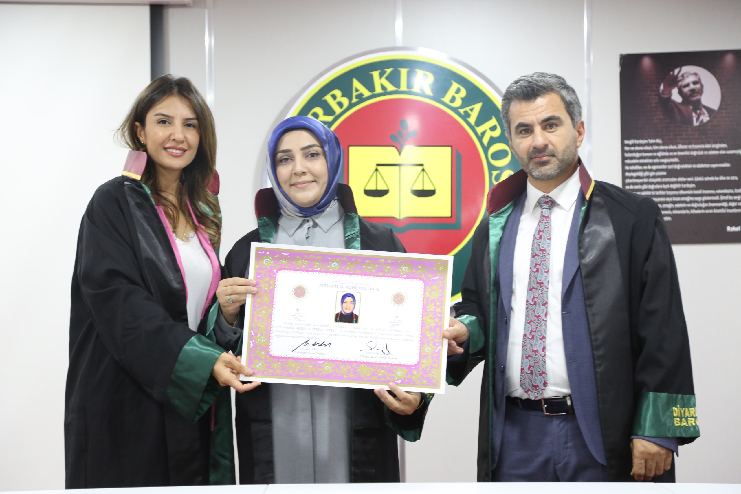 Yirmi Üç Meslektaşımız Avukatlık Yeminini İcra Ederek Aramıza Katıldı. — 2
