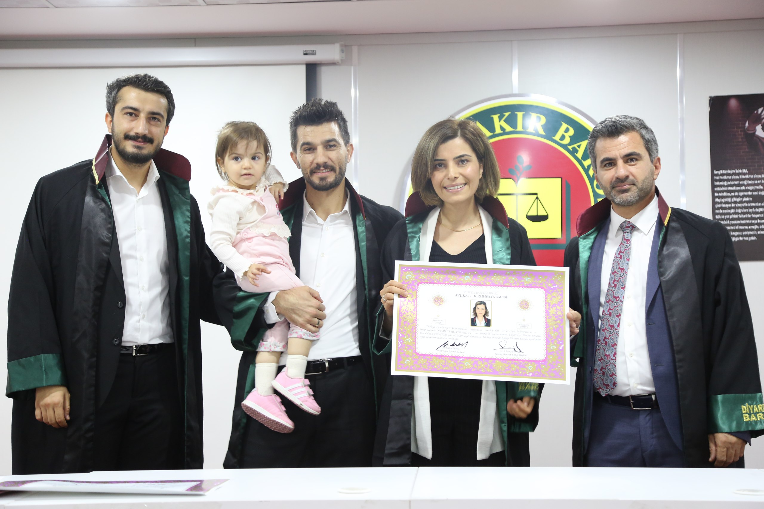 Yirmi Üç Meslektaşımız Avukatlık Yeminini İcra Ederek Aramıza Katıldı. — 3
