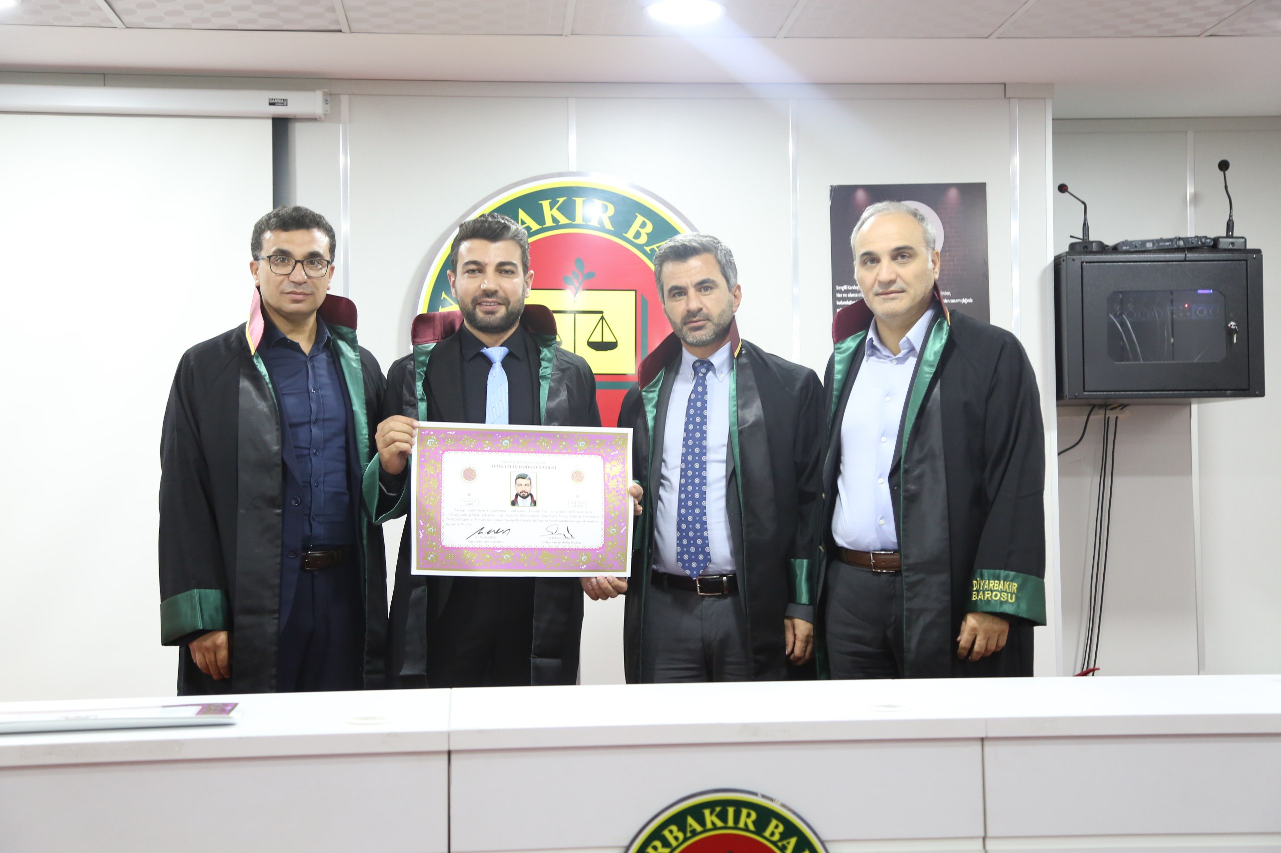 On Üç Meslektaşımız Avukatlık Yeminini İcra Ederek Aramıza Katıldı. — 10