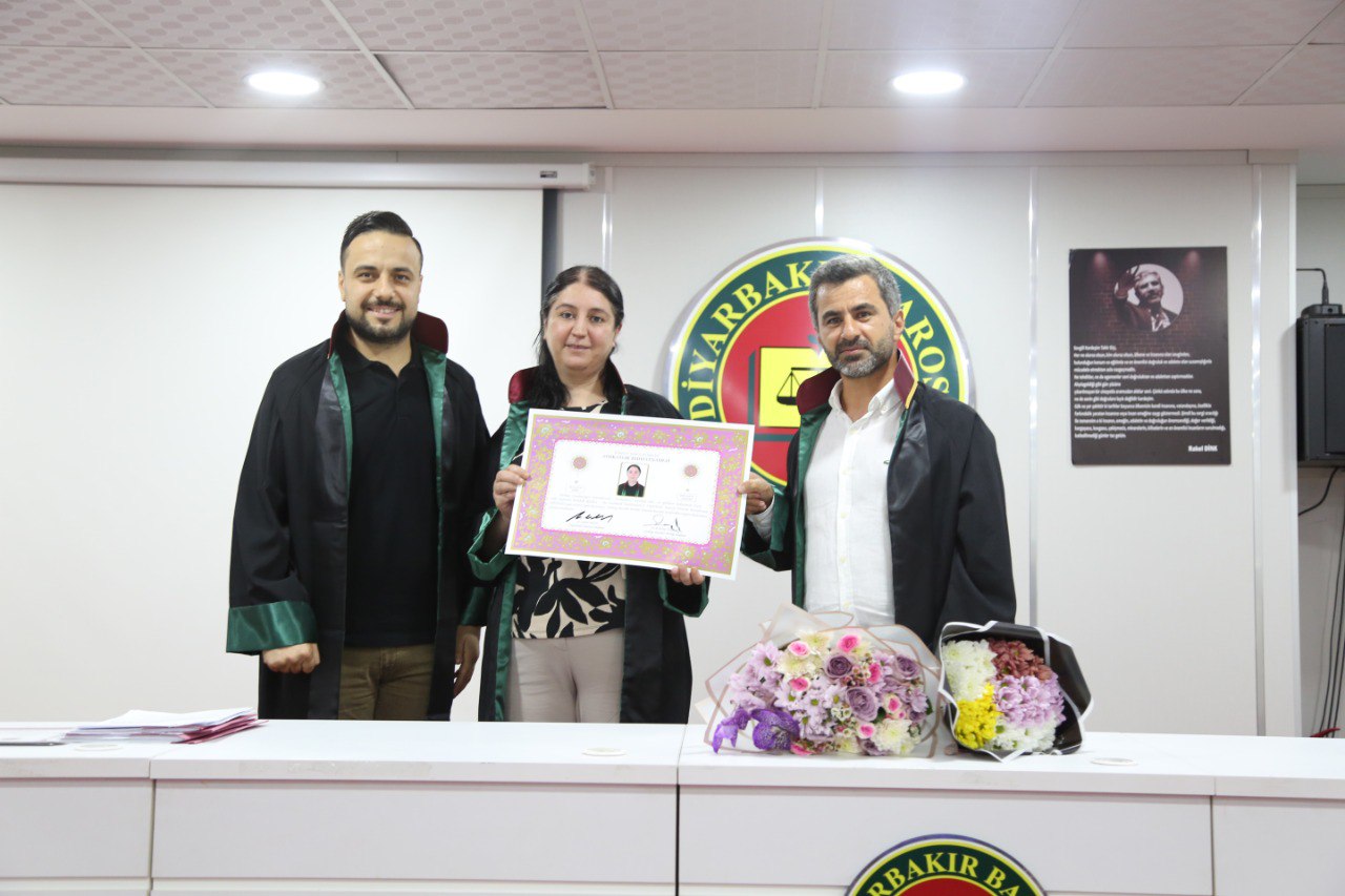Altı Meslektaşımız Avukatlık Yeminini İcra Ederek Aramıza Katıldı. — 5