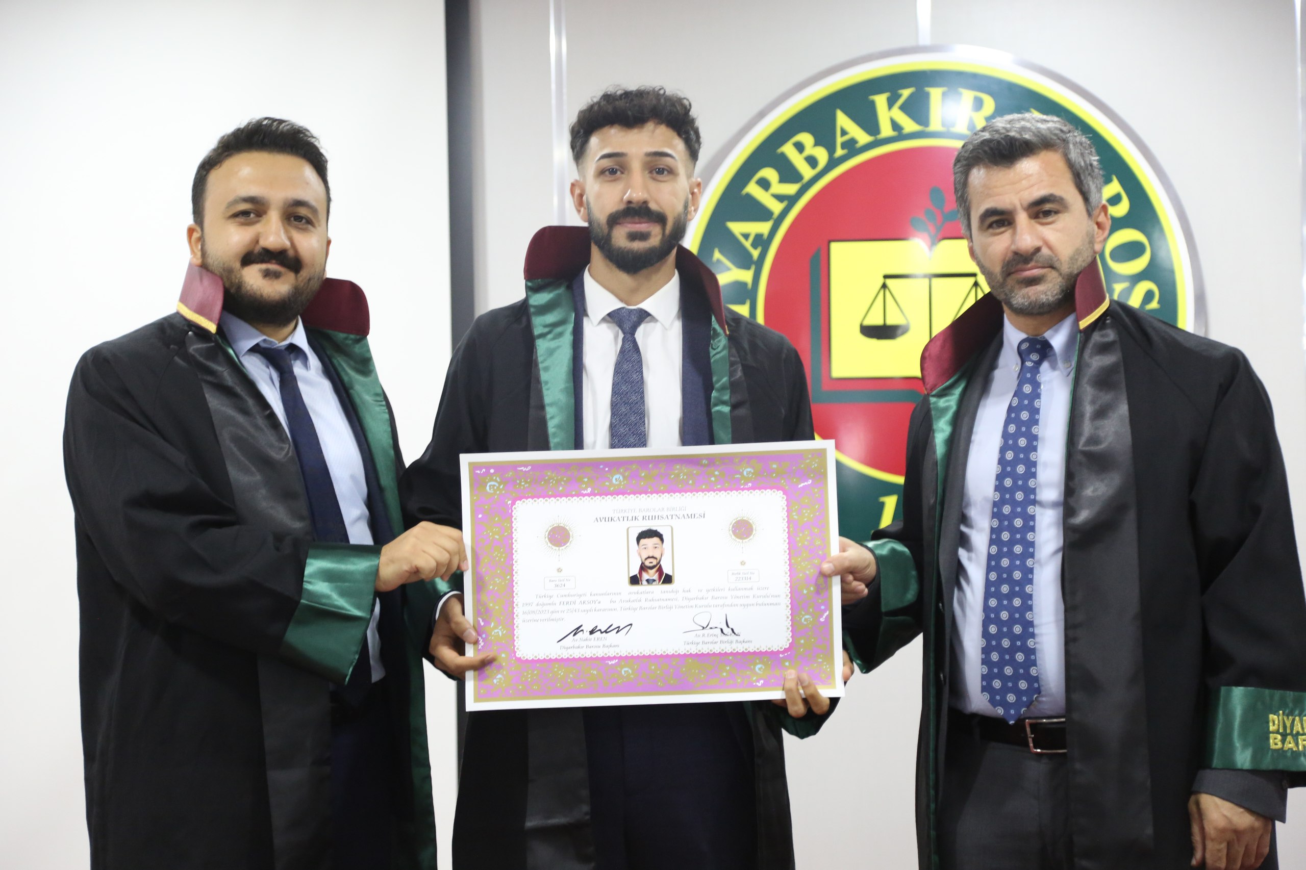 On Üç Meslektaşımız Avukatlık Yeminini İcra Ederek Aramıza Katıldı. — 2