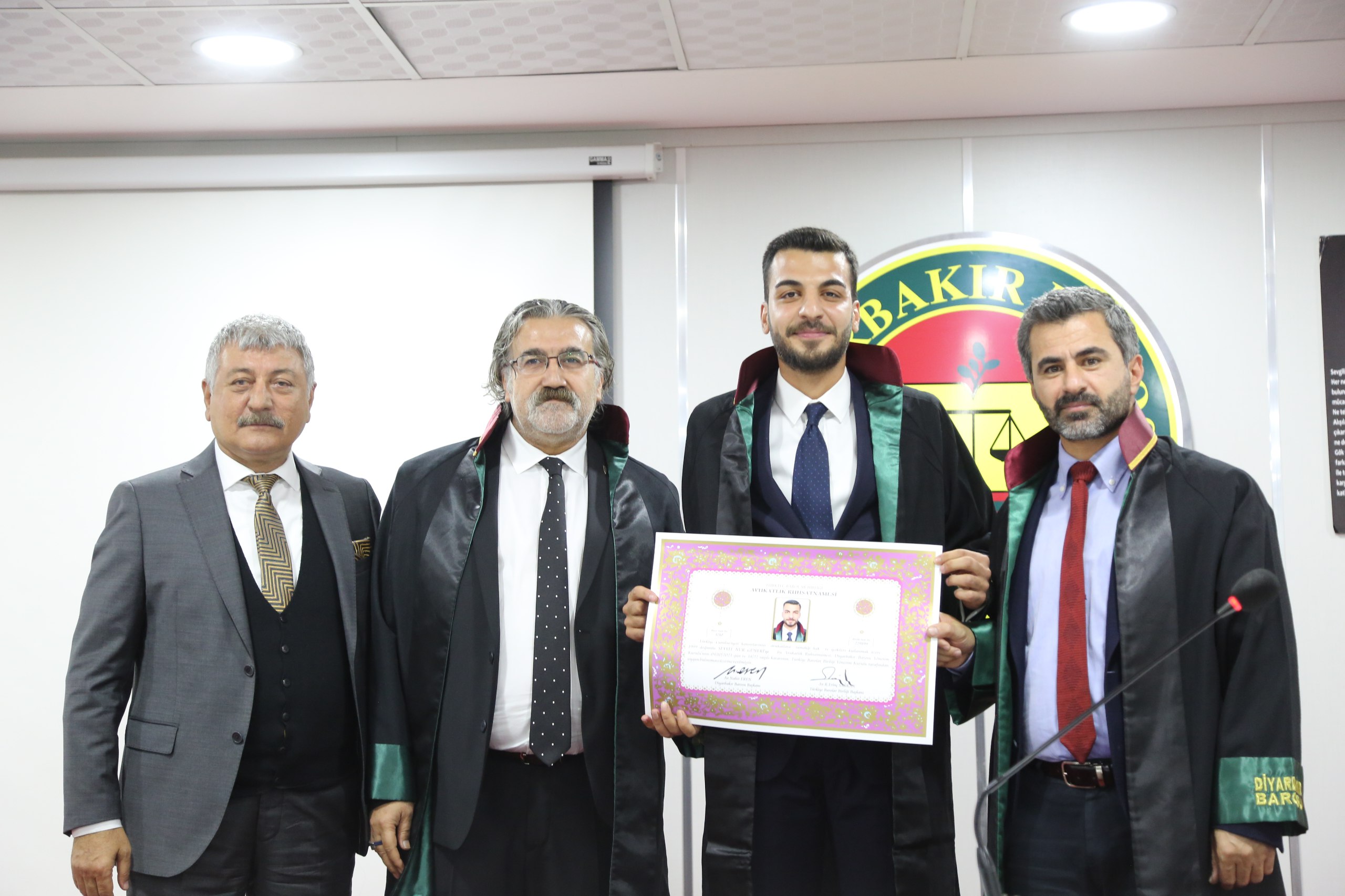 18 Meslektaşımız Avukatlık Yeminini İcra Ederek Aramıza Katıldı — 18