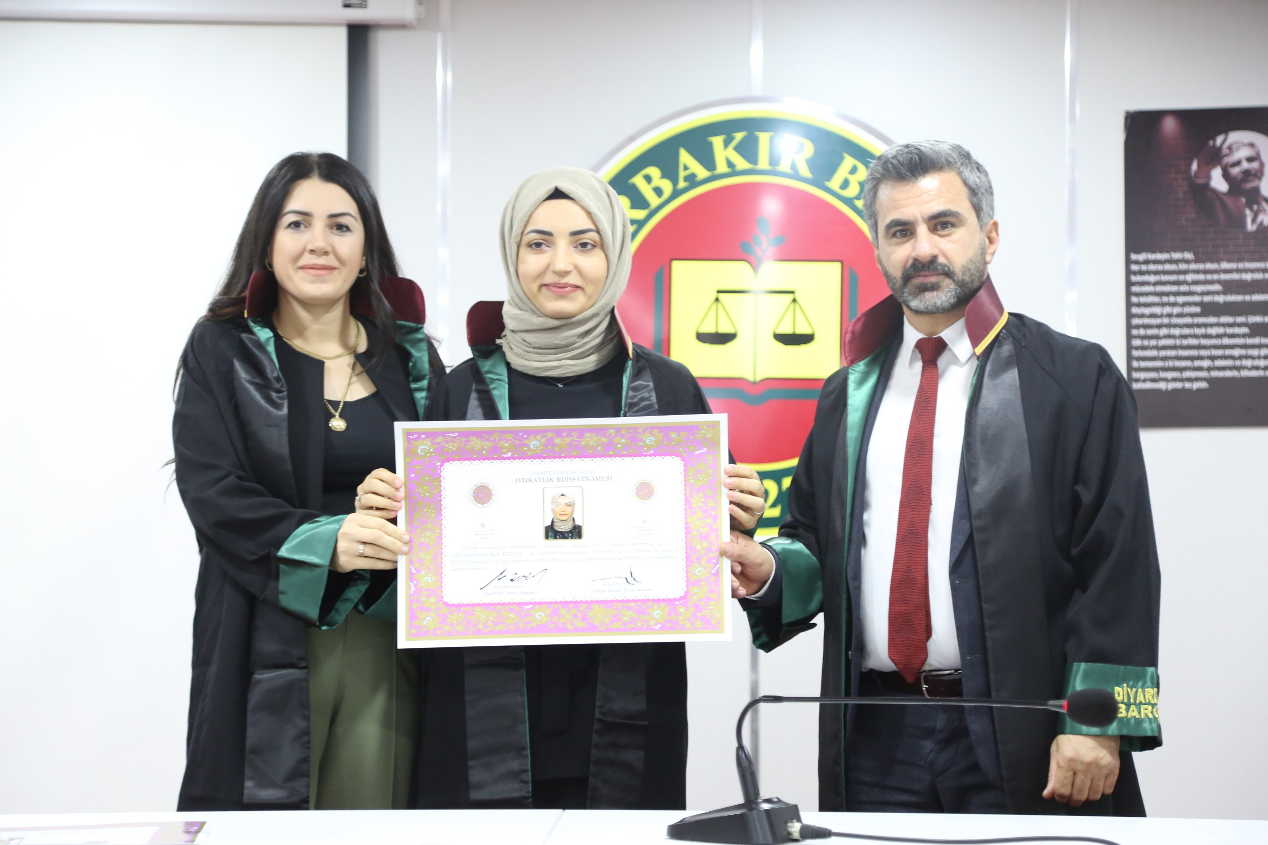 5 Meslektaşımız Avukatlık Yeminini İcra Ederek Aramıza Katıldı — 2