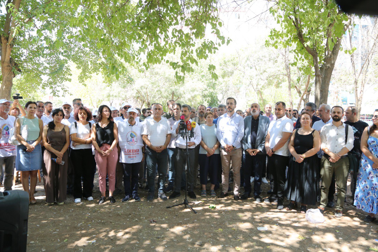 Artık Yeter, Amasız Fakatsız Barış İstiyoruz — 3