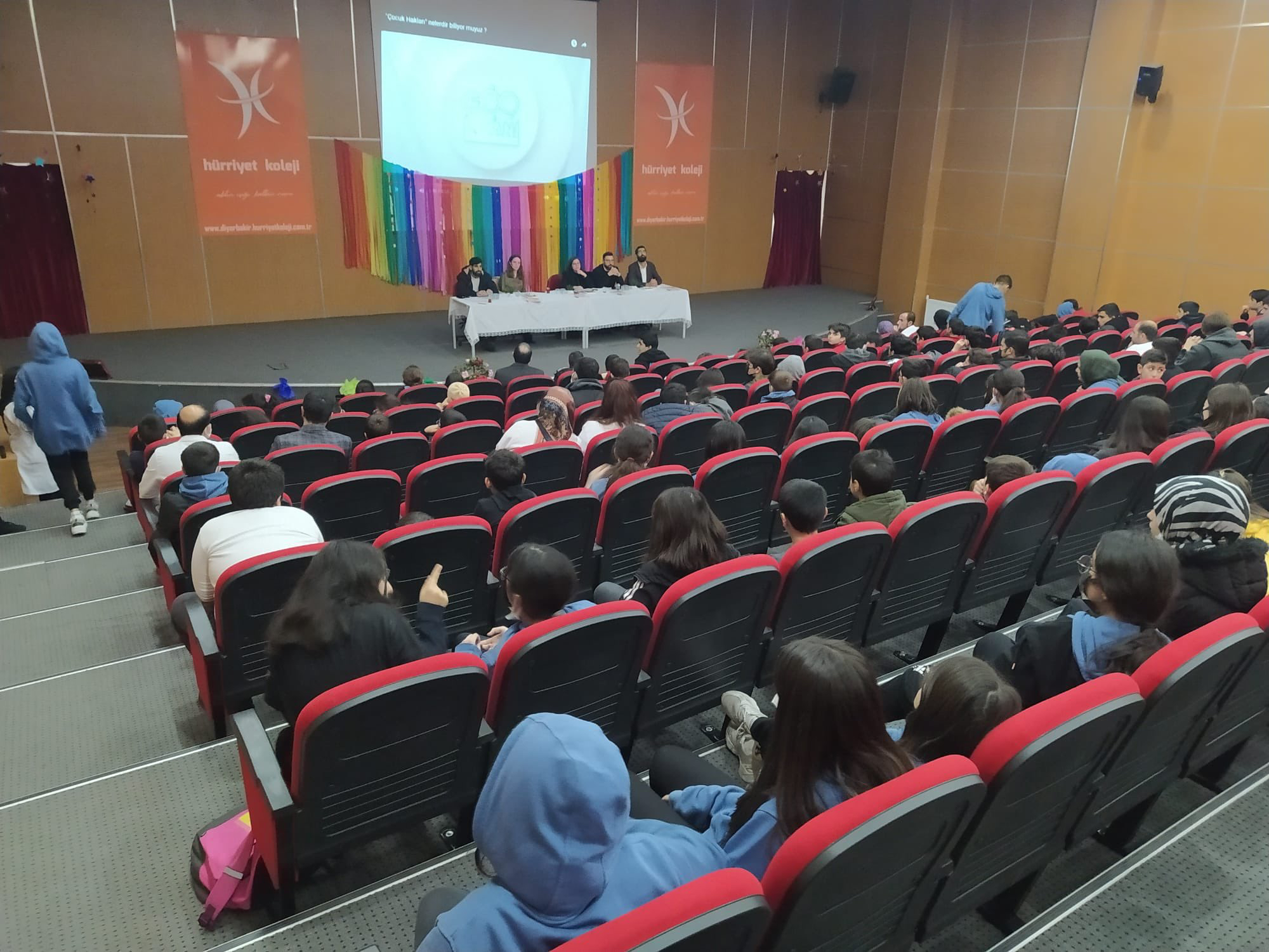 20 Kasım dünya çocuk hakları günü kapsamında çocuklarla bir araya geldik — 3