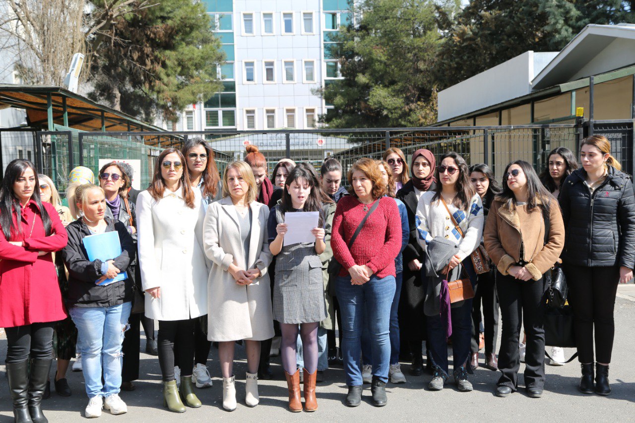 8 Mart Dünya Kadınlar Günü Nedeniyle Diyarbakır Adliyesi Önünde Ortak Basın Açıklaması Yapıldı — 3