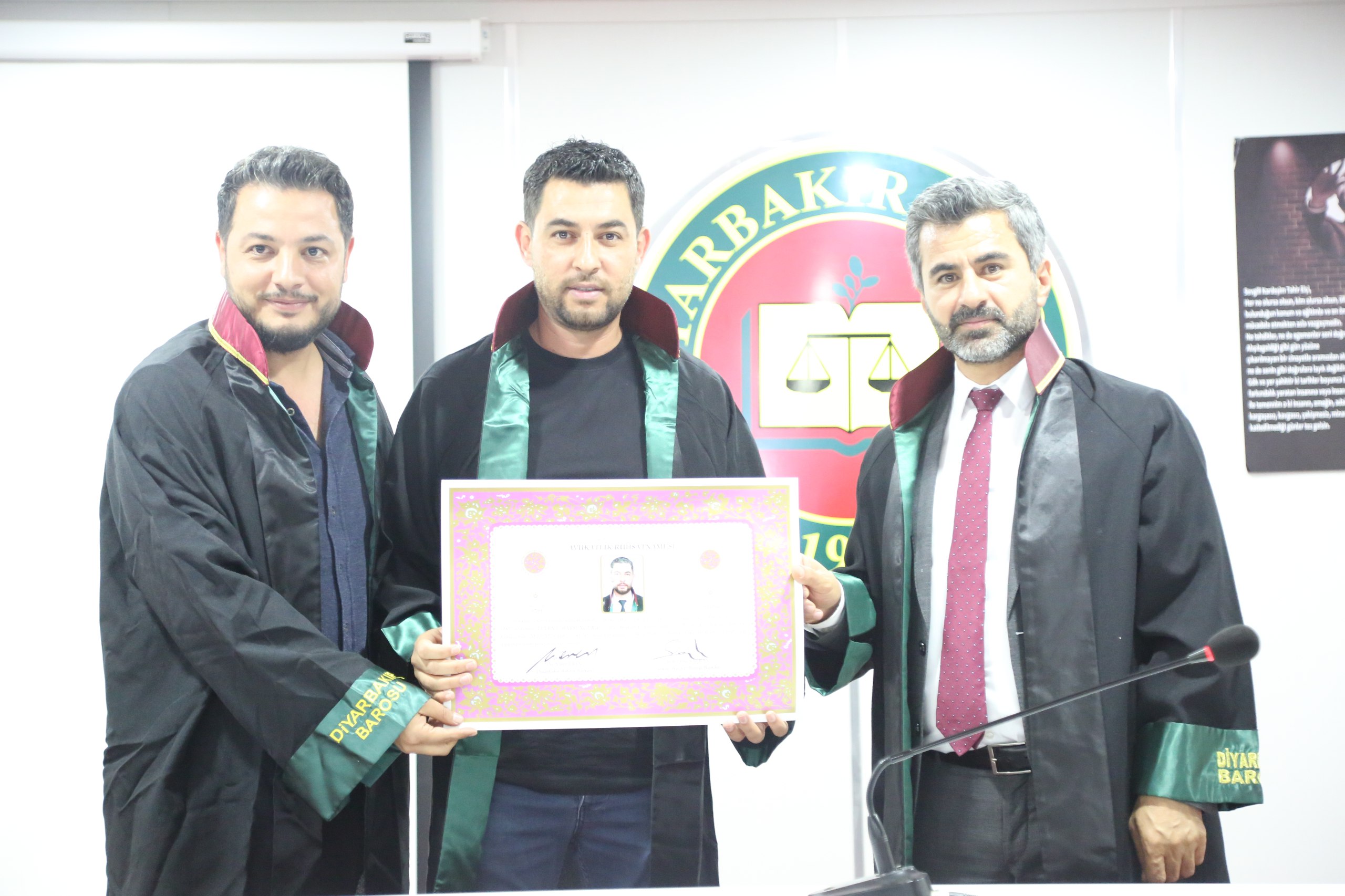 4 Meslektaşımız Avukatlık Yeminini İcra Ederek Aramıza Katıldı — 2