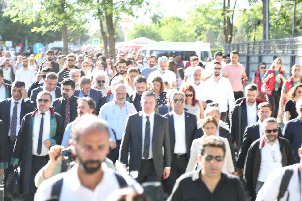 Baro Başkanımız Av. Tahir ELÇİ’nin Faillerinin Yargılandığı Dosyanın Karar Duruşması Yapıldı — 5