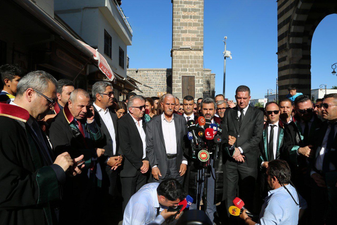 Baro Başkanımız Av. Tahir ELÇİ’nin Faillerinin Yargılandığı Dosyanın Karar Duruşması Yapıldı — 6