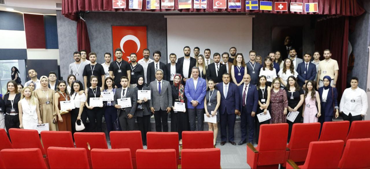 Deprem Bölgesi Baro Stajyerleri Çalıştayı Yapıldı — 1