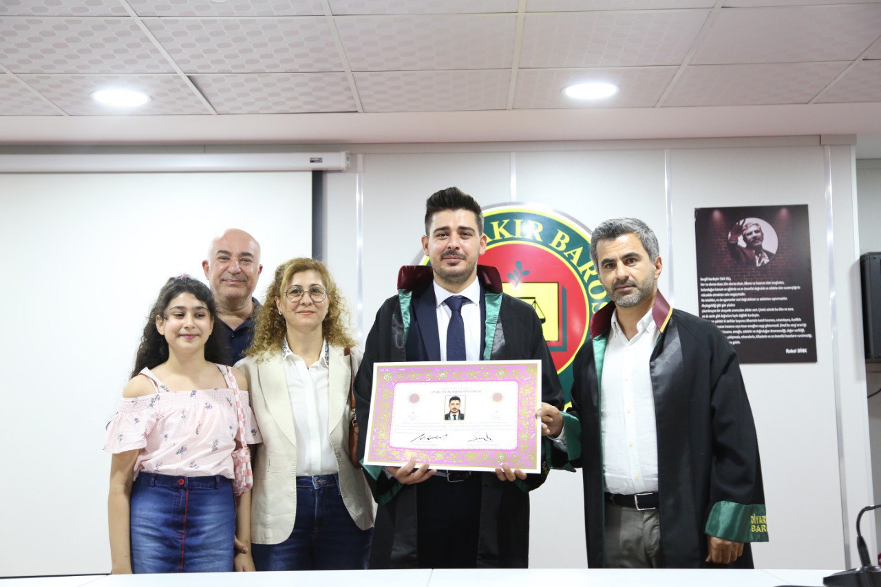 İki Meslektaşımız Avukatlık Yeminini İcra Ederek Aramıza Katıldı. — 2