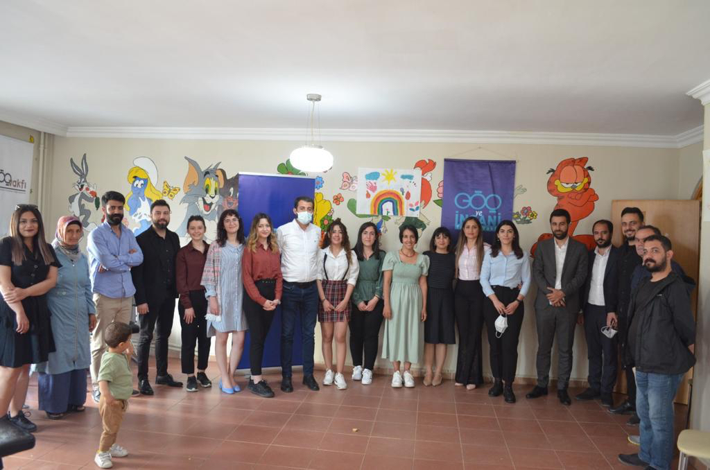 Göç ve insani yardım vakfı ile bir araya geldik — 1