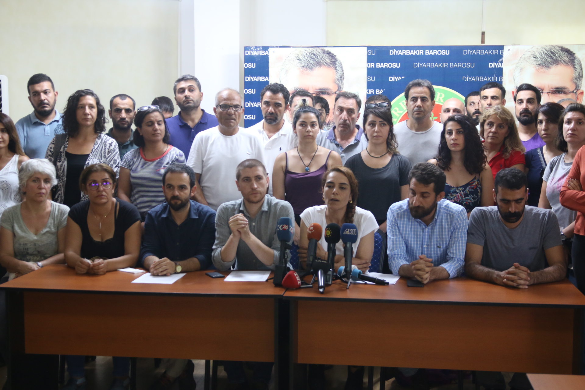 Kayyum Atamalarına İlişkin Diyarbakır'daki STK'lar İle Ortak Basın Açıklamamız... — 1