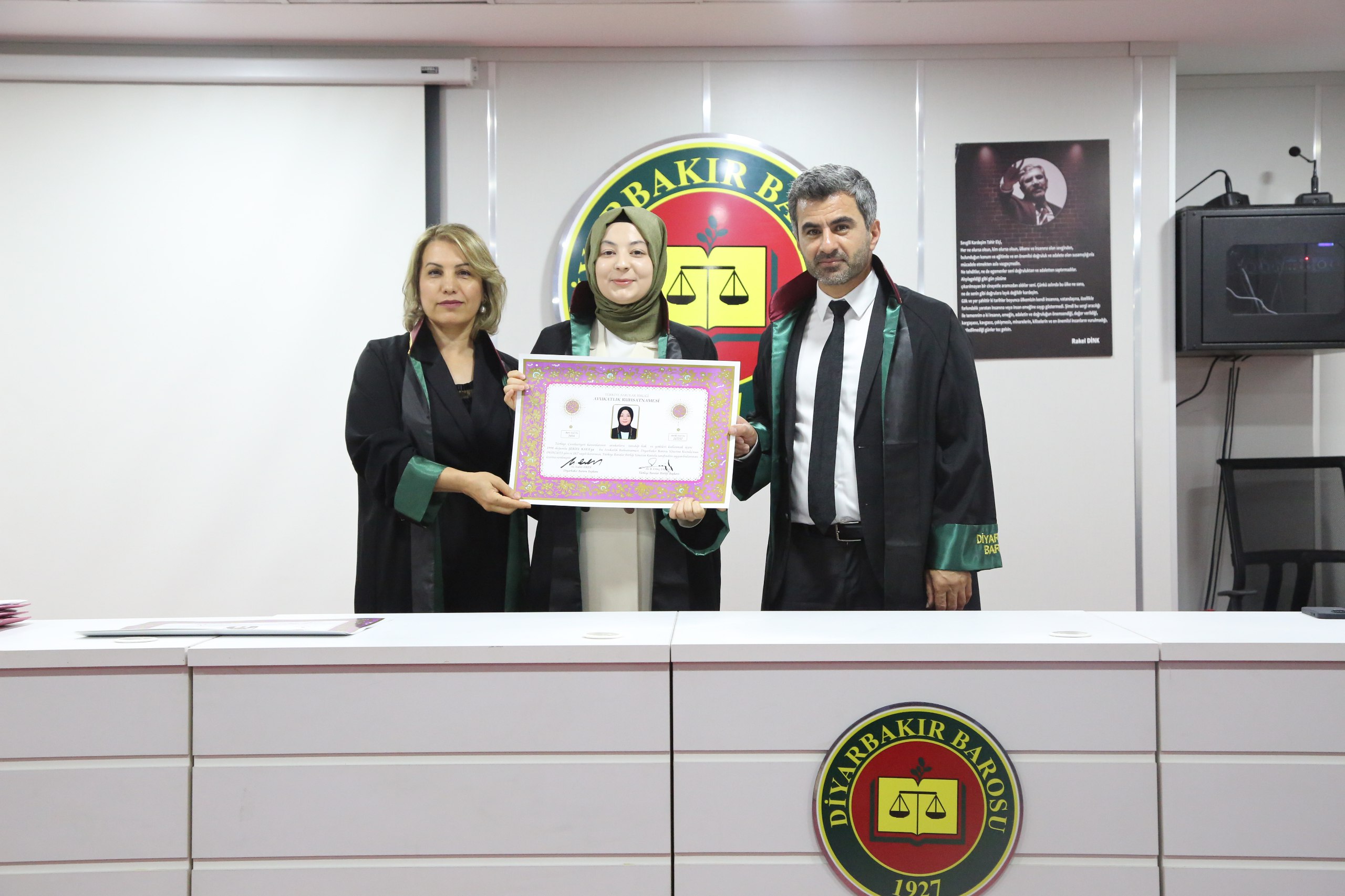 On Bir Meslektaşımız Avukatlık Yeminini İcra Ederek Aramıza Katıldı. — 8