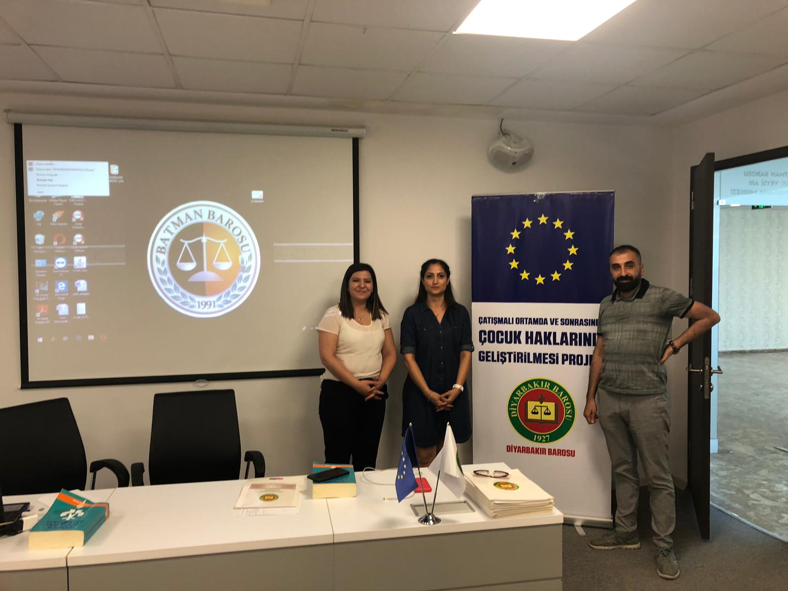 Batman Barosu Çocuk Hakları Merkezi Üyesi Meslektaşlarımıza Yönelik Çocuk Adalet Sistemi Konulu Seminer Verildi... — 4