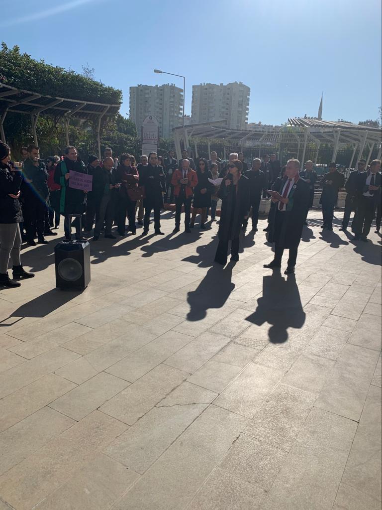 Baromuz, Antalya Barosu Ev Sahipliğinde Yapılan Adalet Nöbetine Katıldı — 1