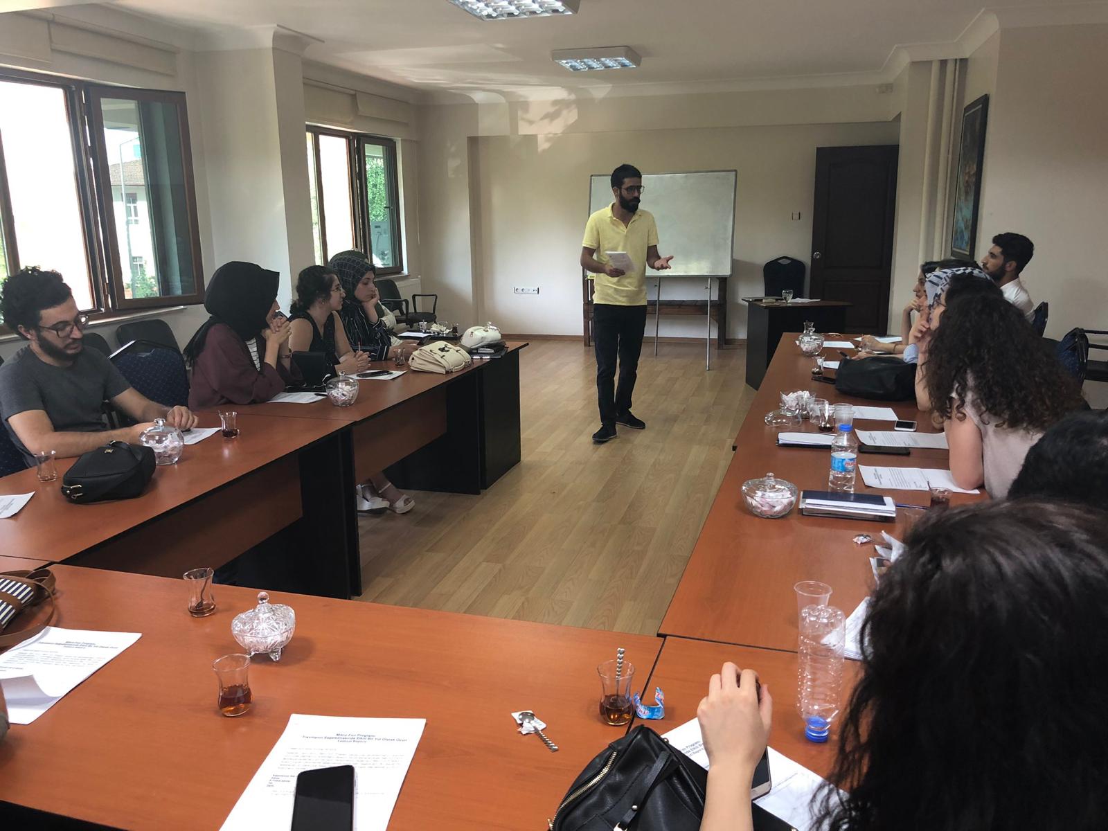 Çocuk katılımı, çocukla iletişim ve travma başlıklı eğitimi gerçekleştirdik — 1