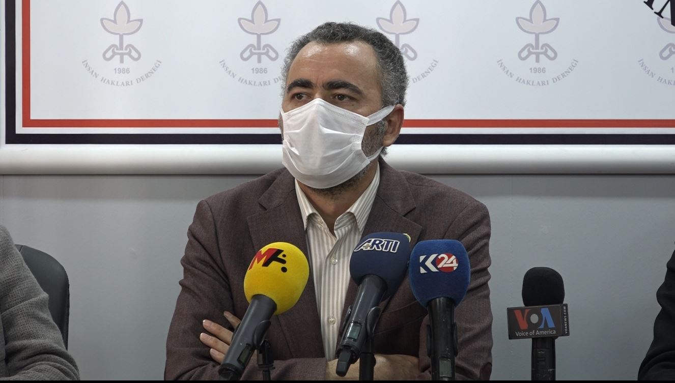Cezaevlerinde Başlatılan Açlık Grevlerinin Vahim Boyutlara Ulaşmaması İçin Diyarbakır Barosu, Diyarbakır Tabip Odası, Hak İnsiyatifi Diyarbakır Temsilciliği ve İHD Diyarbakır Şubesi’nden Adalet Bakanlığına ve Mahpuslara Çağrı… — 1