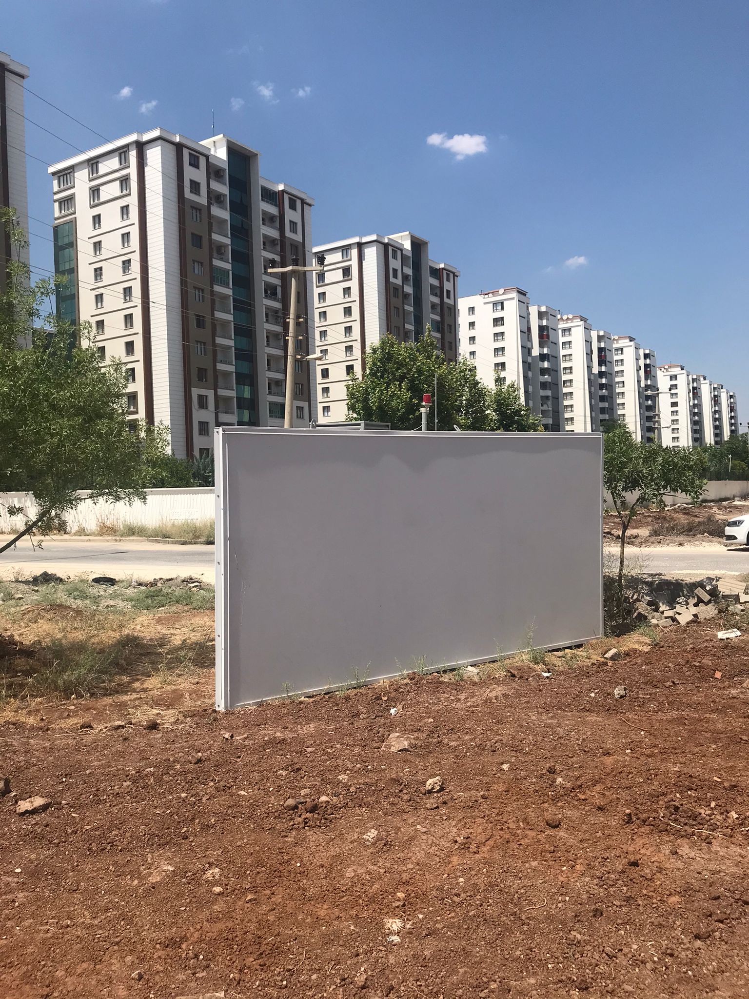 Radyoaktif Madde Yayan Baz İstasyonlarının Çocuk Yaşam Alanlarında Bulundurulması Suçtur. Sürecin Takipçisi Olacağız... — 4