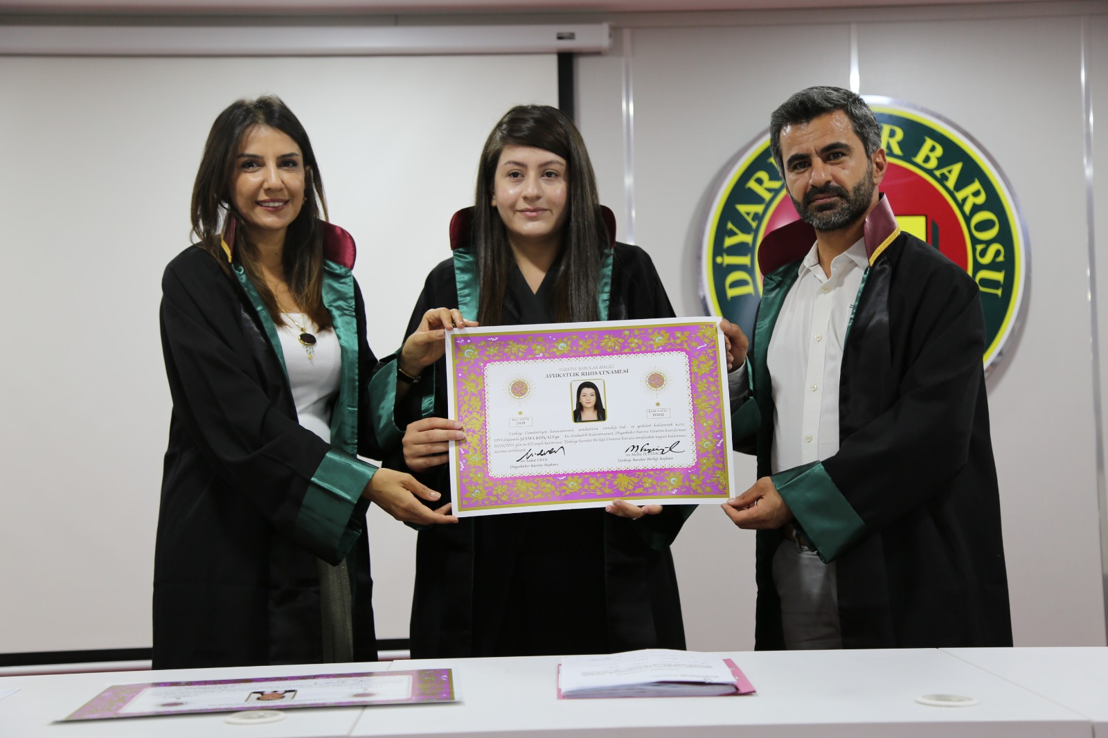Dört Meslektaşımız Avukatlık Yeminini İcra Ederek Aramıza Katıldı — 2