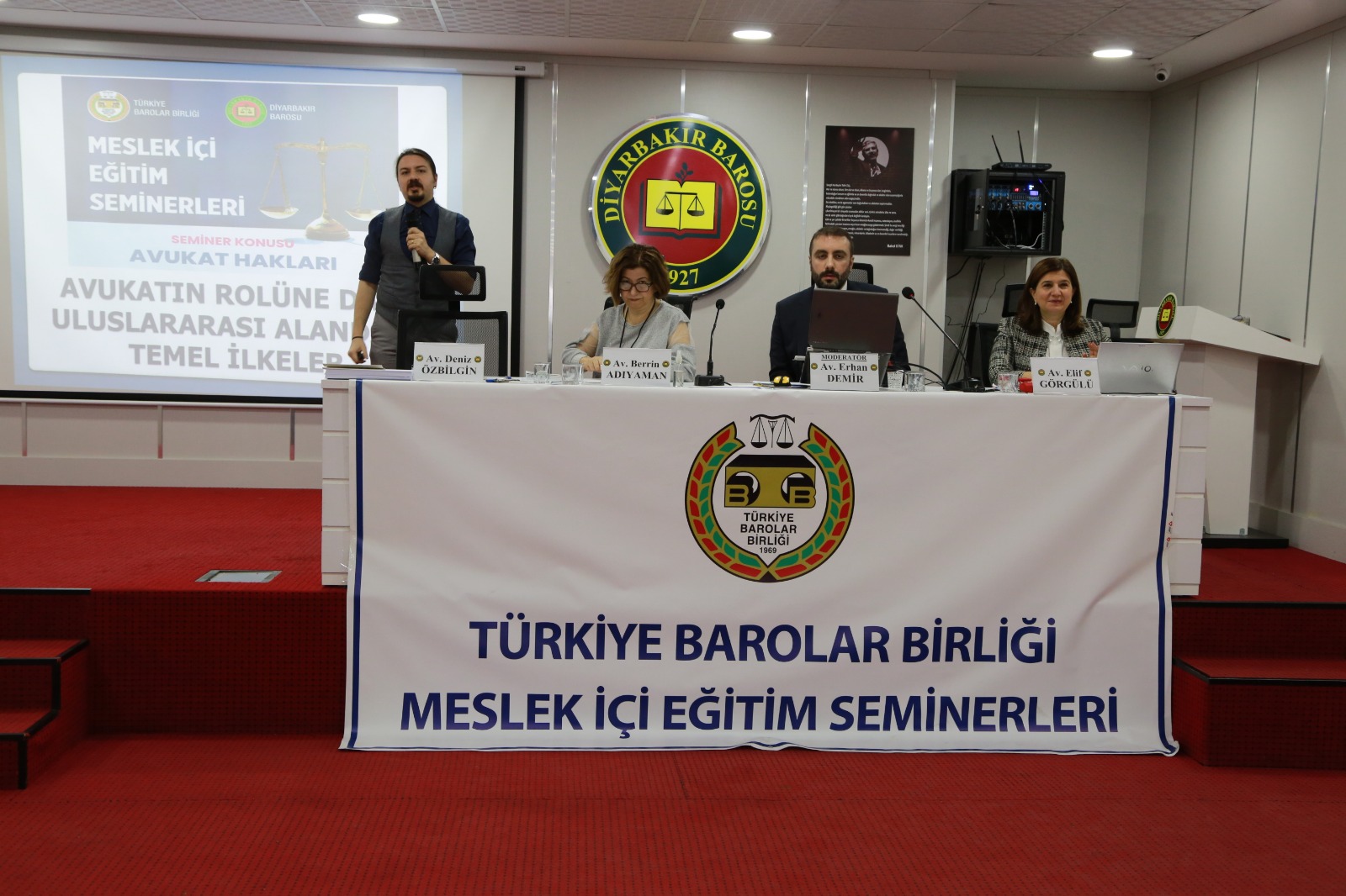 Avukat Hakları Konulu Meslek İçi Eğitim Semineri Yapıldı — 1