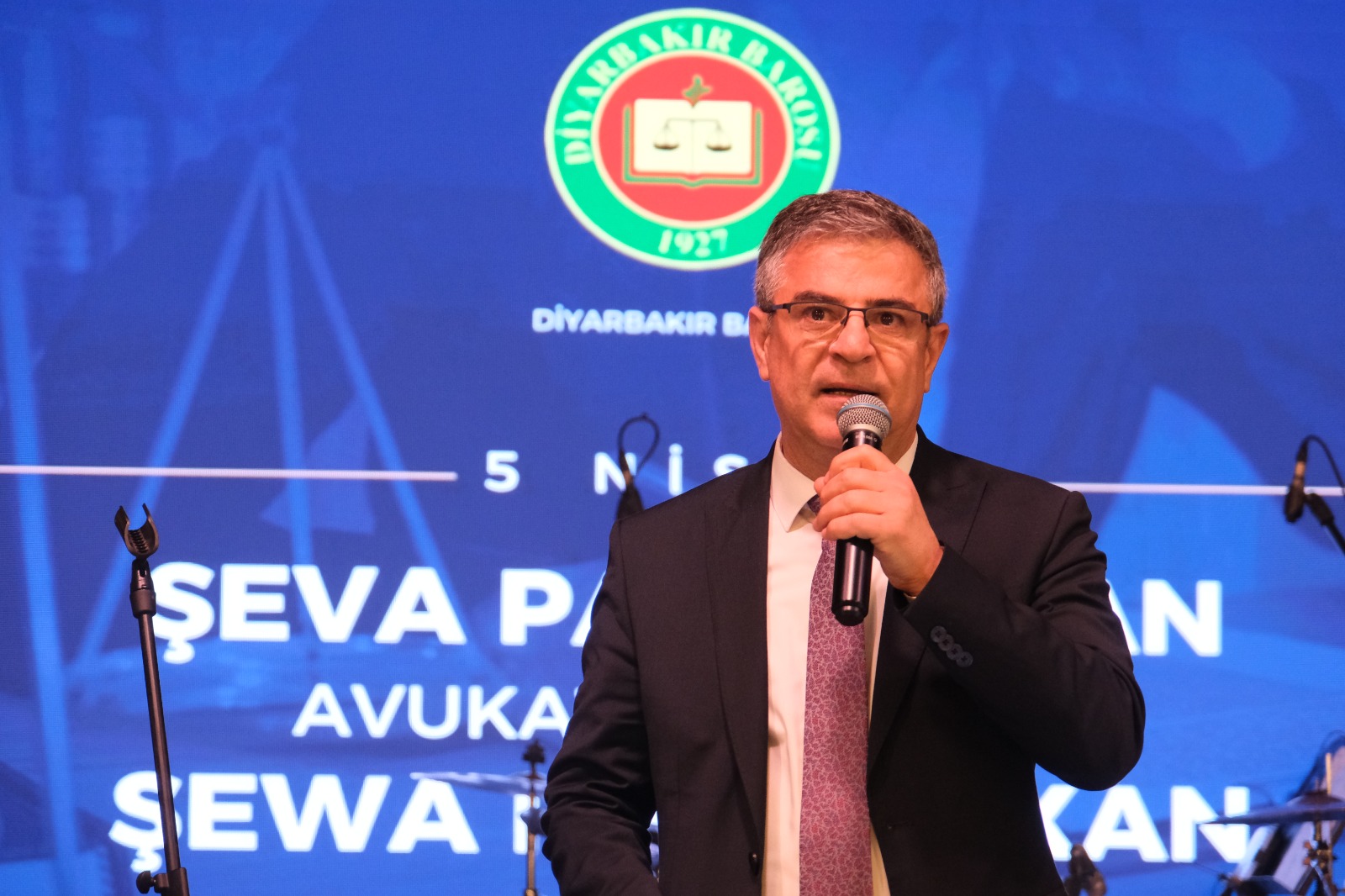 5 Nisan avukatlar günü kutlu olsun — 3